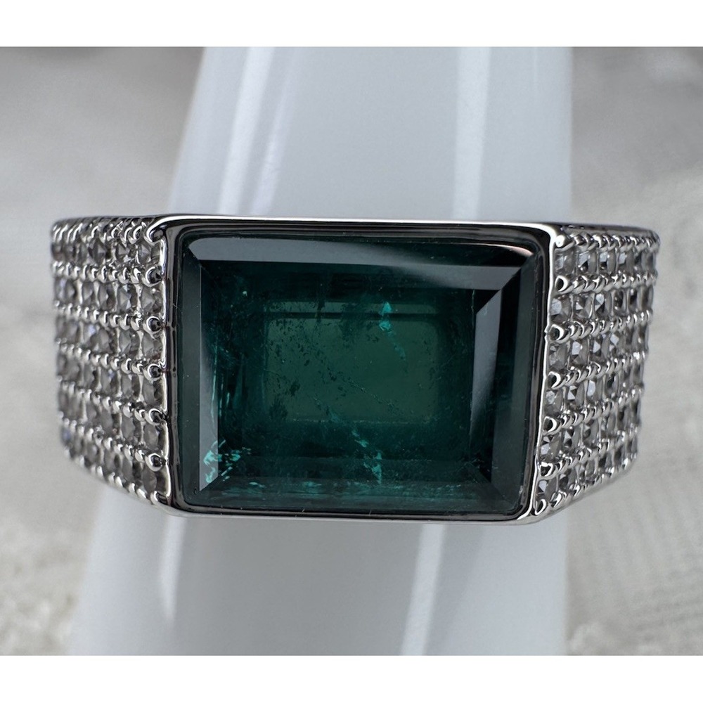 Ring Bomb Party Petals And Paves May 2025 Emerald Quartz Rhodium Ring 10 RG84019